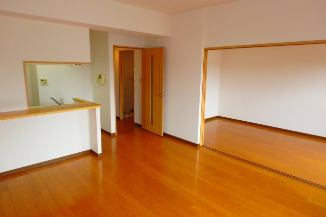 グランドソレーユの居間・リビング|同一間取りの別部屋写真となります。
イメージです。