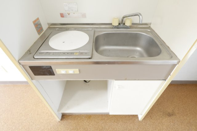 西村アパートメントのキッチン