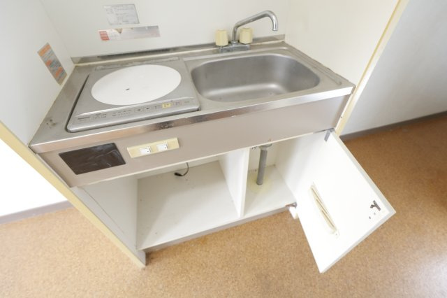 西村アパートメントのキッチン