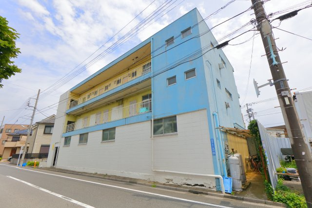 西村アパートメントの外観