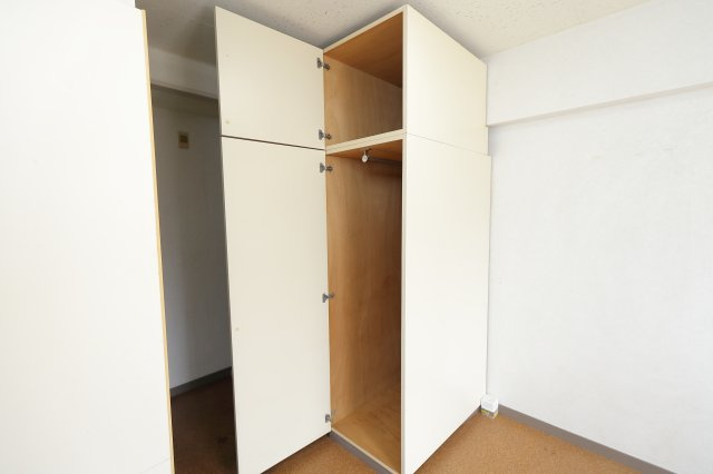 西村アパートメントの収納