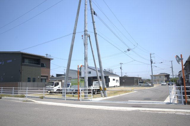 若葉町エコタウンの外観