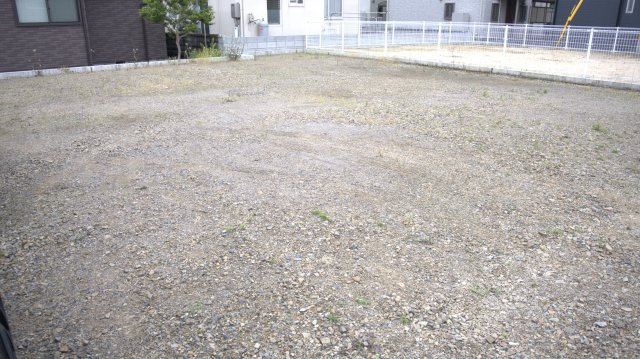 若葉町エコタウンの外観