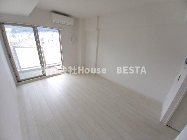 アプリーレ三宮イーストの和室