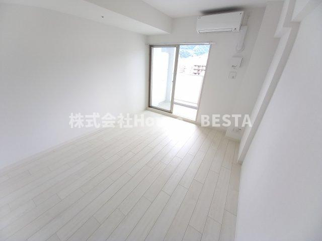 アプリーレ三宮イーストの和室