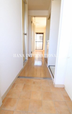 ジョイフル浦安の玄関