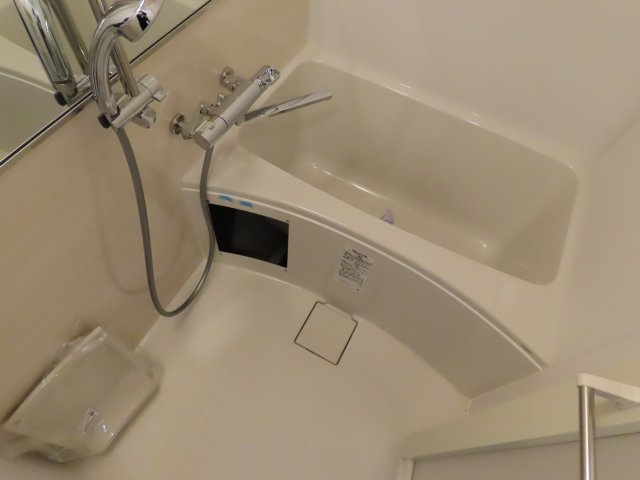 大阪市淀川区十三本町１丁目の賃貸マンションの浴室