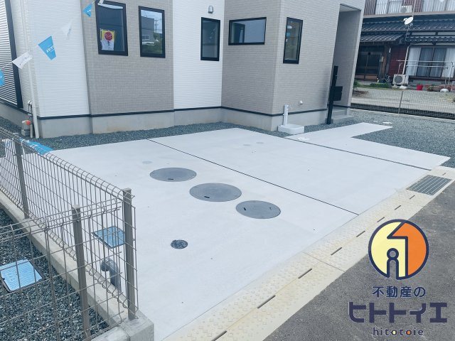 宅間田新築建売の駐車場