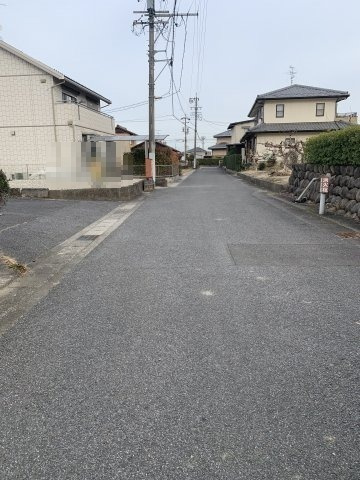 土地　瑞穂市牛牧の前面道路含む現地写真|南側道路