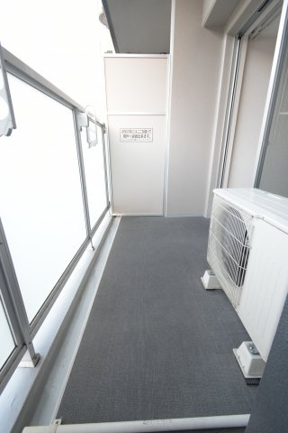 プレサンスタワー難波ＷＥＳＴのバルコニー