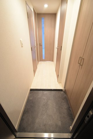 プレサンスタワー難波ＷＥＳＴの玄関