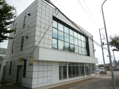 【エントランス】 | 花室嶋村ビル