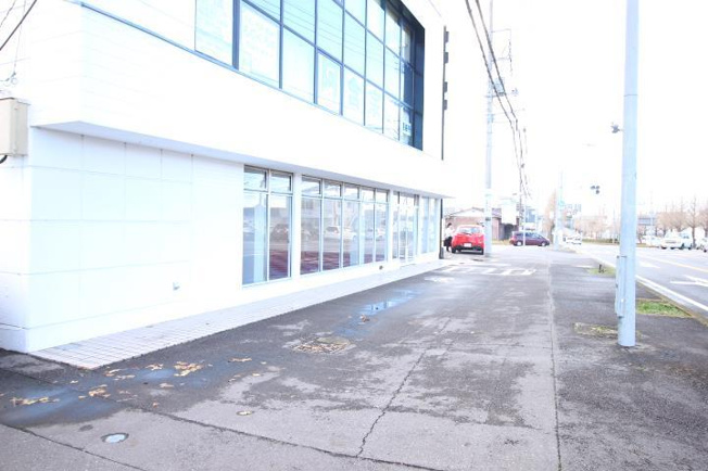 【駐車場】 | 花室嶋村ビル