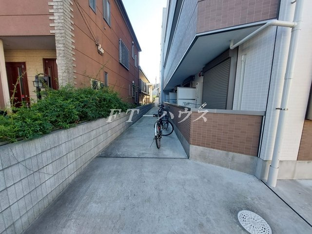 プラージュ幕張のバルコニー