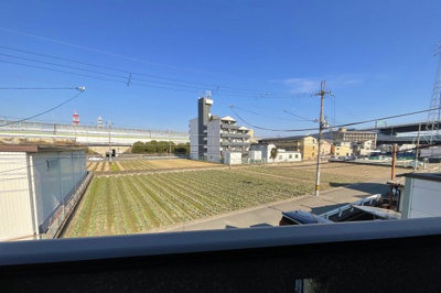 【展望】 | 伏見区竹田西内畑町　中古戸建 | 【バルコニーからの眺望】目の前は建物がなく開放的な景色です（＾◇＾）気持ちの良い朝を迎えられますね。