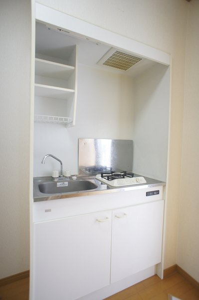 カサディ南小岩のキッチン|キッチンにはガスコンロ付き♪