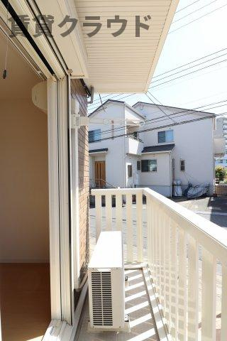 イーストヒルズのバルコニー|バルコニー付きのしっかり光が取り込める洋室です！