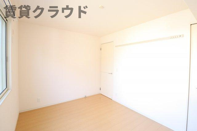 イーストヒルズの洋室|きれいな洋室です