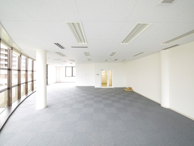 岡本ビルの内装