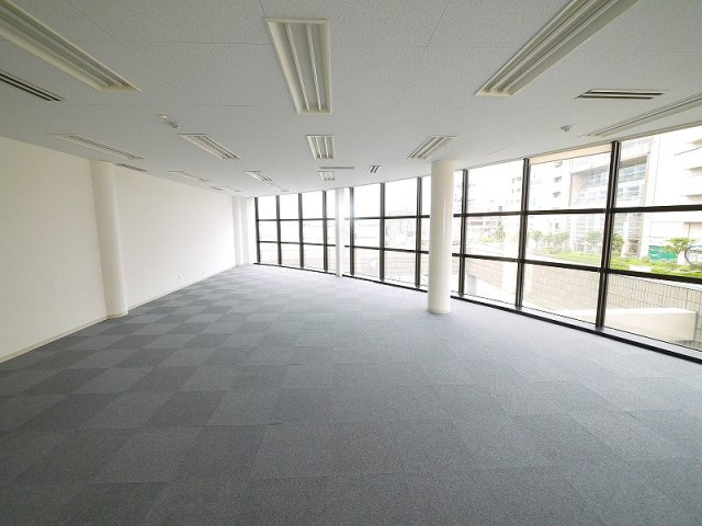 岡本ビルの内装