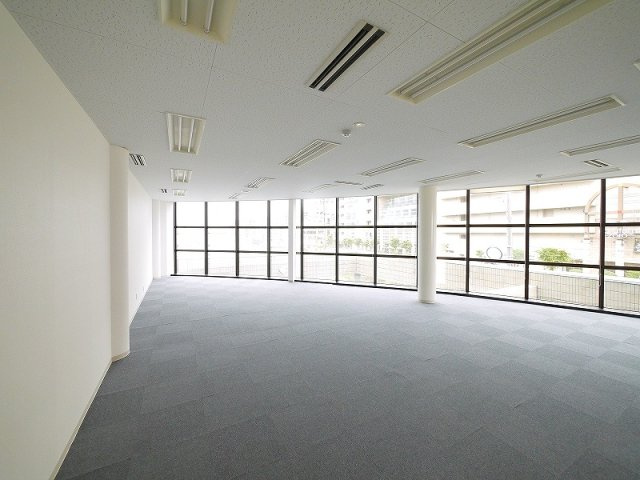 岡本ビルの内装