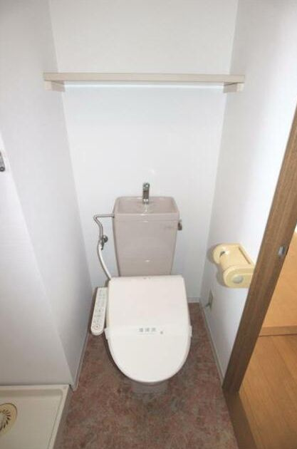 清水ビルフラワーコートのトイレ