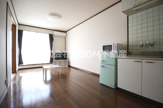 サンハイツ都城の居間・リビング