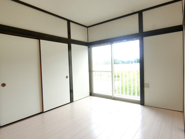 リブレス上貝塚戸建の洋室