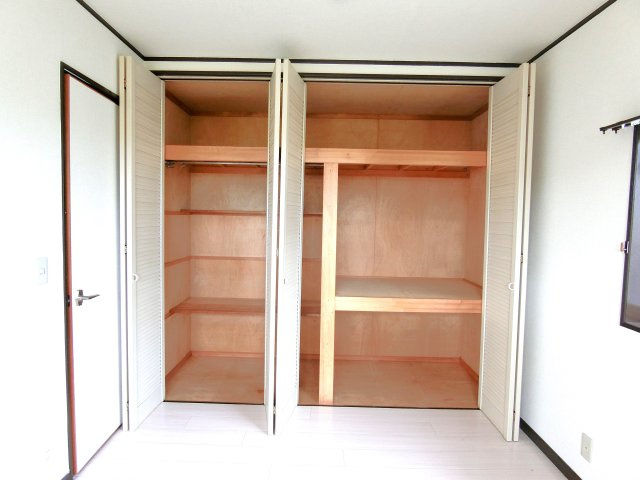 リブレス上貝塚戸建の収納
