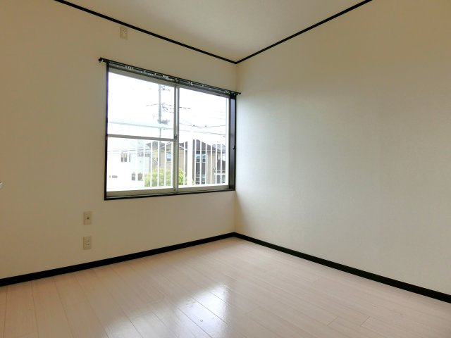 リブレス上貝塚戸建の洋室|２階洋室