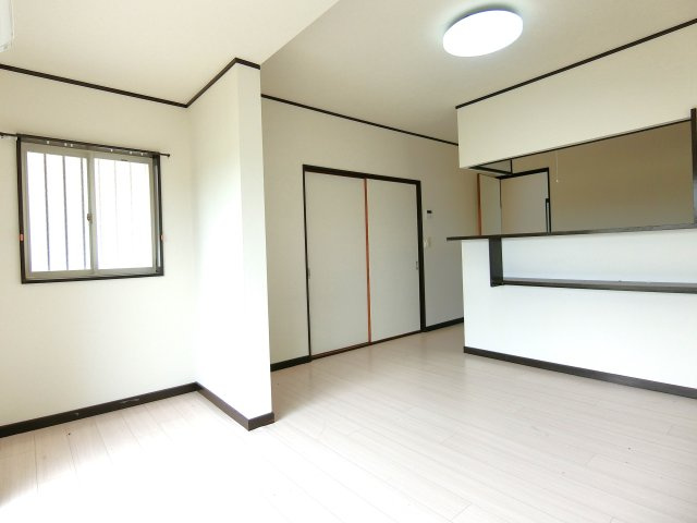 リブレス上貝塚戸建の居間・リビング