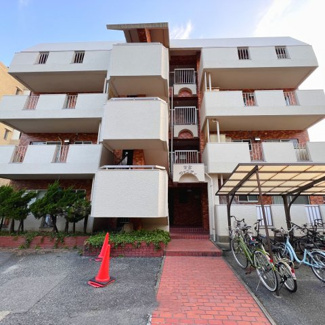 【外観】 | 藤崎駅まで徒歩12分。福岡市屈指の文教地区で、学校が近いのでお子さまがいるご家庭にもピッタリ。