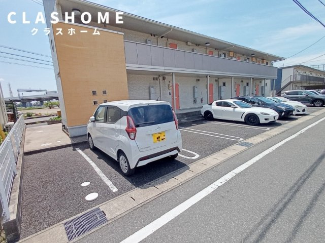 ビューテラス　　 刈谷市近郊の賃貸はクラスホーム刈谷店の駐車場