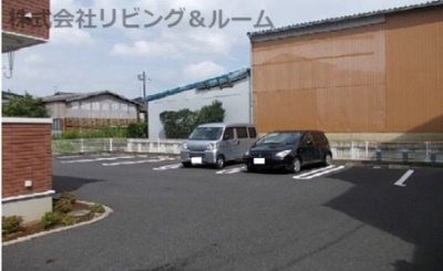 【駐車場】 | シャン・ド・フルール
