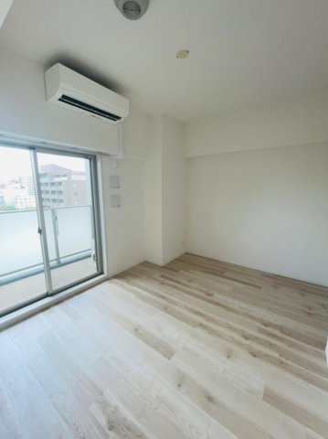 仲介手数料0！！エスプレイス鶴舞ガーデンテラスの居間・リビング