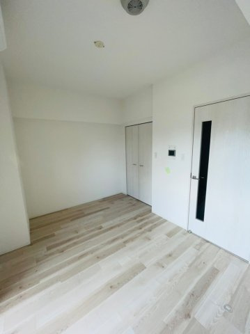 仲介手数料0！！エスプレイス鶴舞ガーデンテラスの洋室