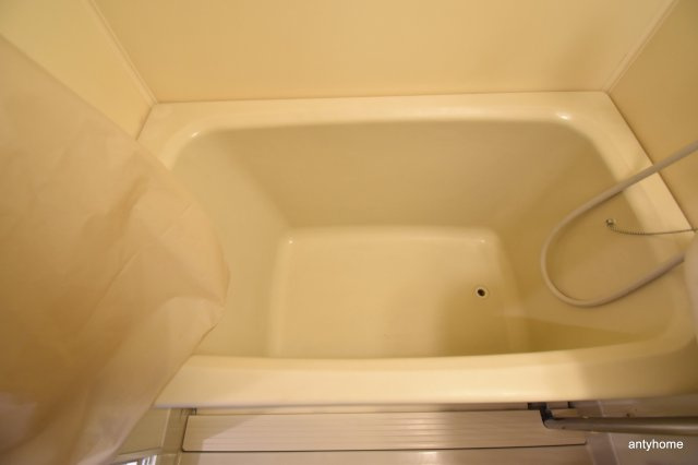 メイト緑地公園　仲介手数料無料の浴室