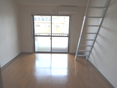 【洋室】 | ラ・メール知寄