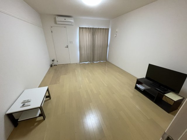 Fast  Hills  日ノ出町の居間・リビング