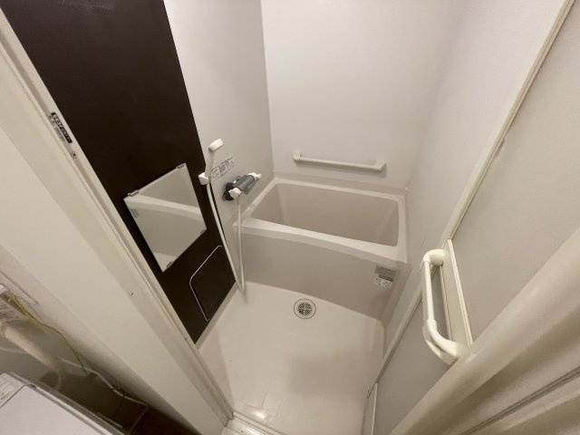 Fast  Hills  日ノ出町の浴室