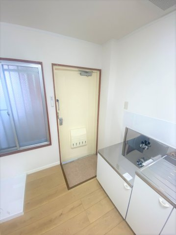 第11正田ビルの玄関