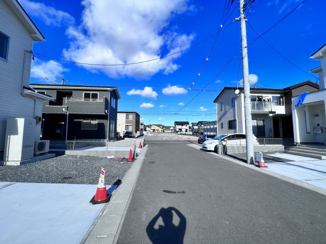 平北白土2期4棟の前面道路含む現地写真|前面道路含む現地写真です