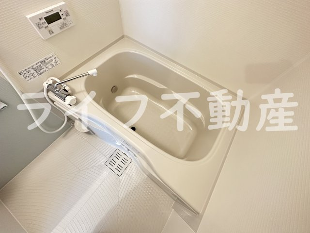 メゾンルシーヌ源氏ケ丘の浴室|お風呂で日々の疲れを落としましょう