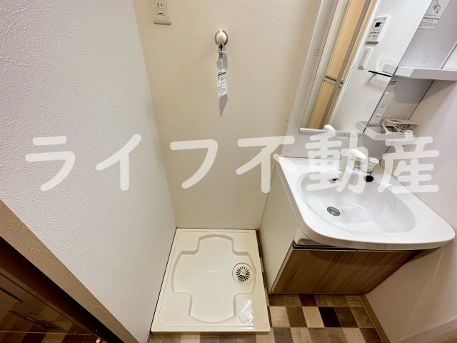 メゾンルシーヌ源氏ケ丘の洗面所|使いやすい洗面所です