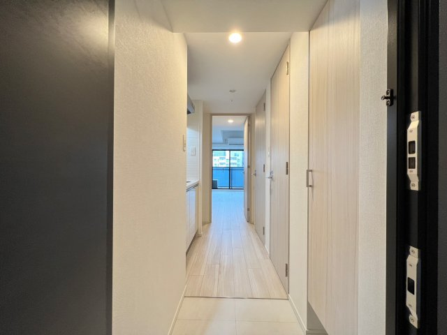 S-RESIDENCE難波大国町Unoの玄関