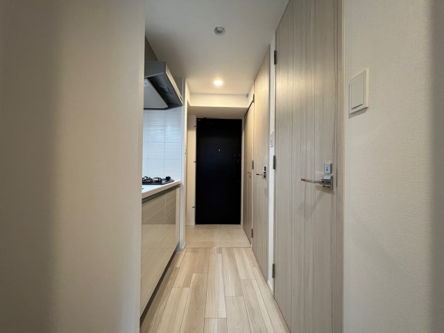 S-RESIDENCE難波大国町Unoの玄関