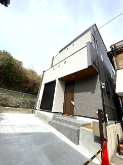 【外観】 | 南五葉の新築3階建完成致しました♪