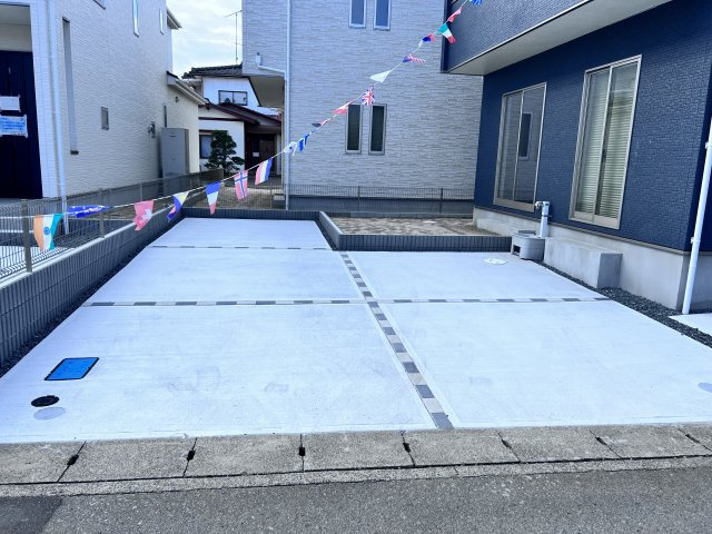 平下平窪5期4棟の駐車場|同社施工イメージです