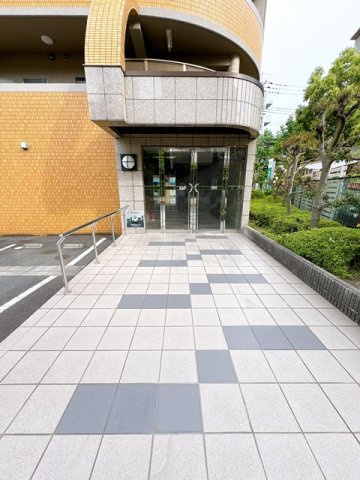 【エントランス】 | リュイール千里