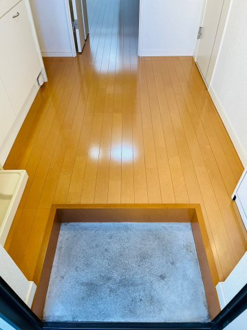 仲介手数料0！！エバンフォートの玄関